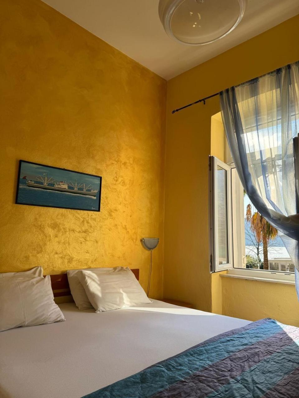 Apartments Vojin Risan Phòng bức ảnh